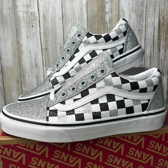 Vans Old Skool Glitter Sneaker - Picture 1 of 5